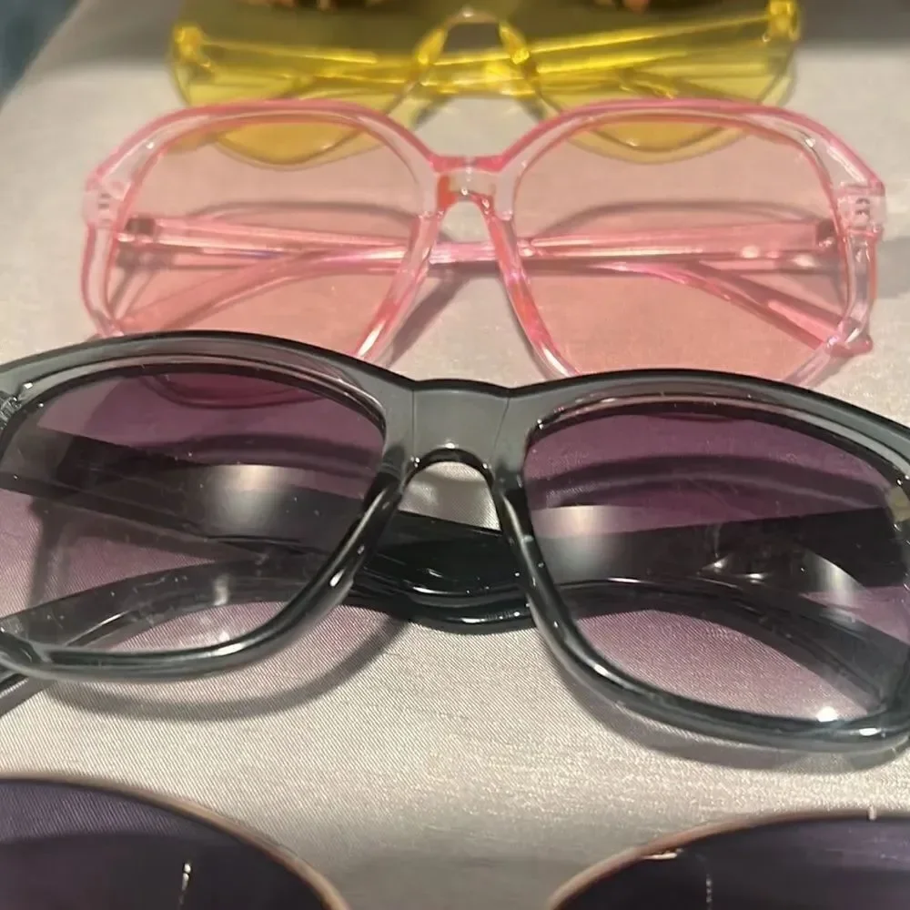 🎉1 hr sale 🎉Sunglasses 5 bundle